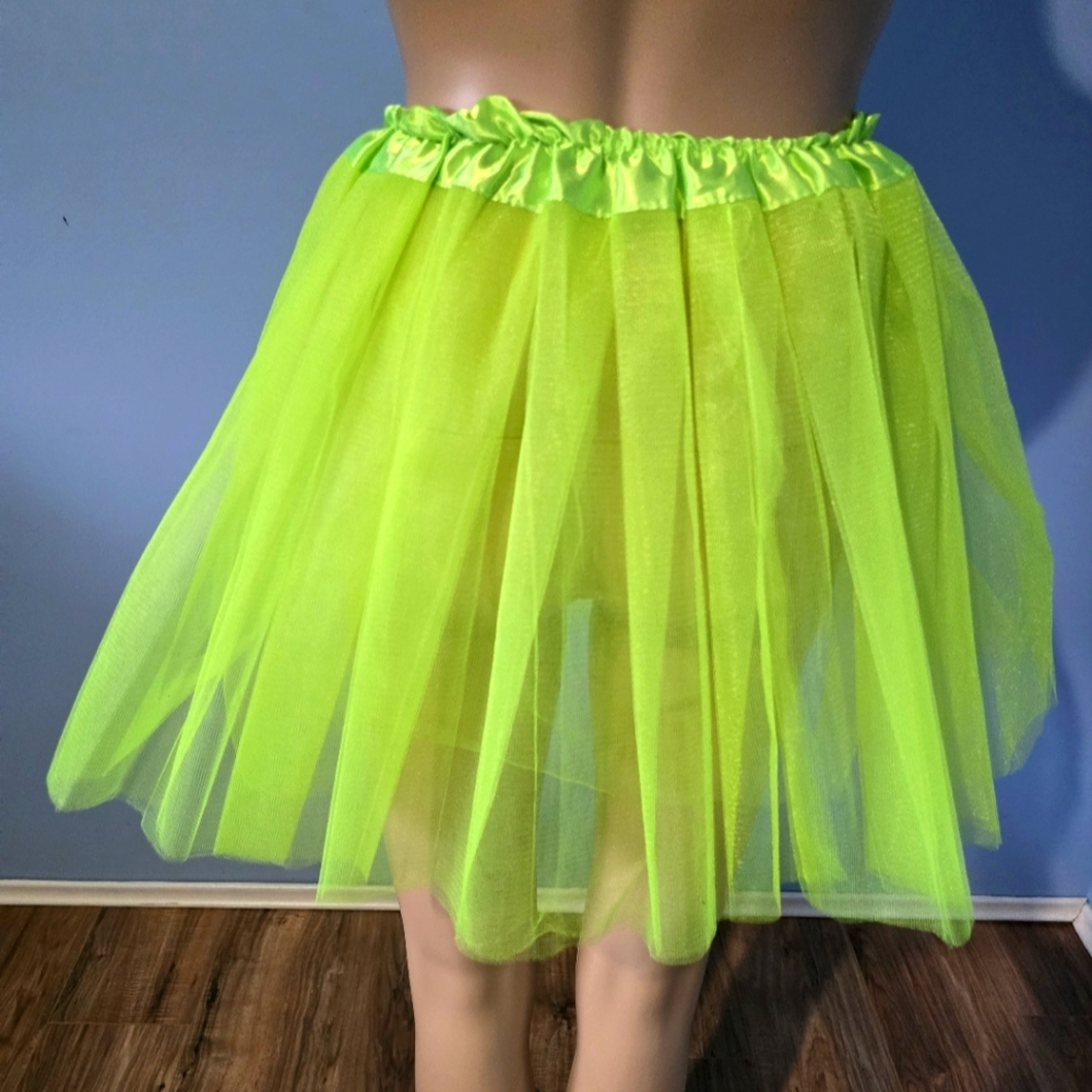 80s style tutu